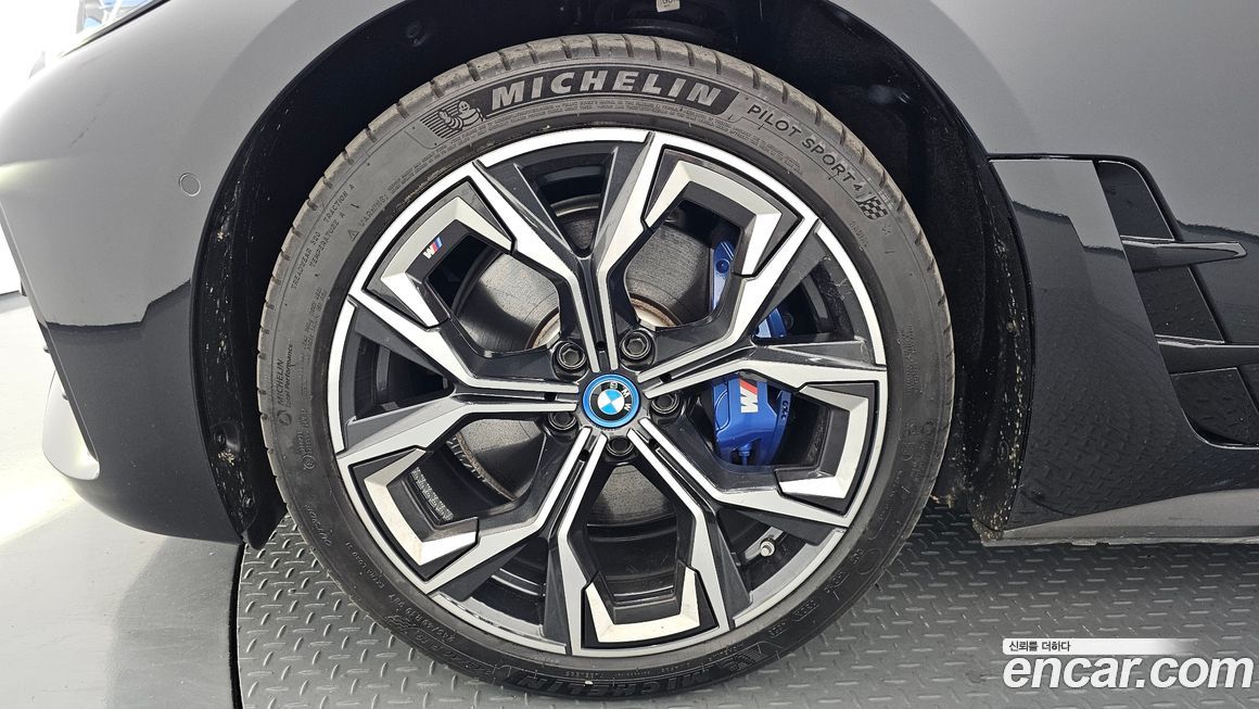 BMW i4 2024