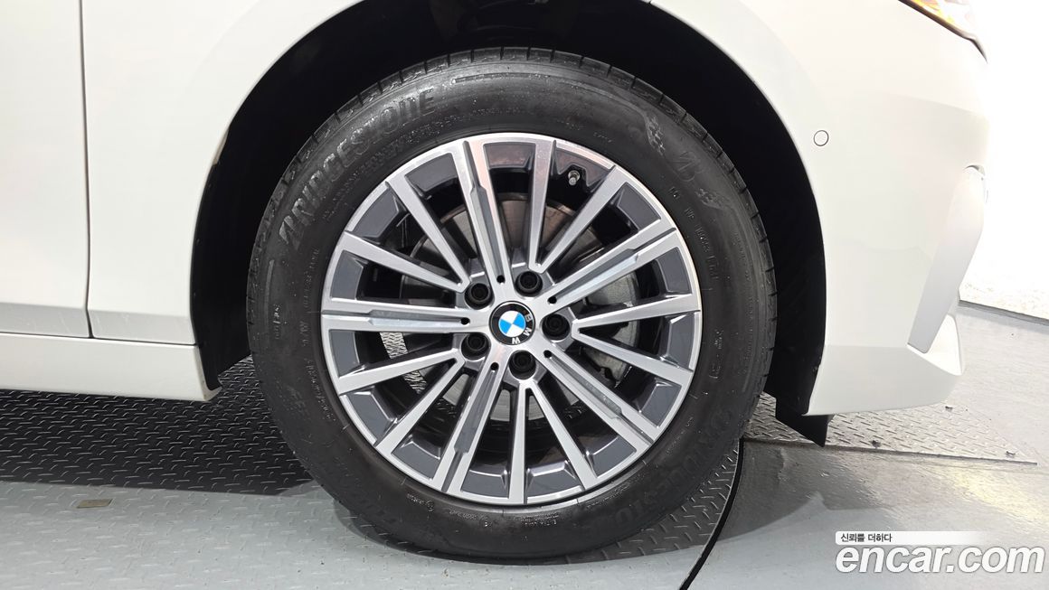 BMW 2-Series 2025