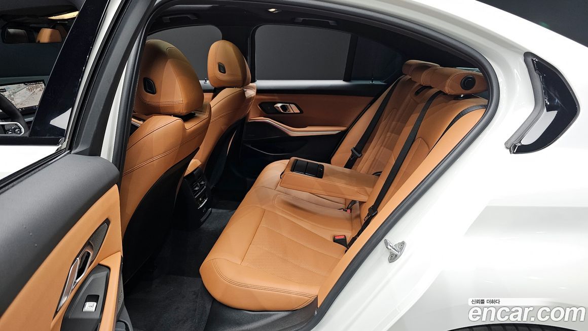 BMW 3-Series 2025
