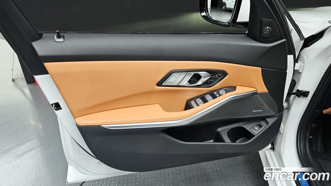 BMW 3-Series 2025