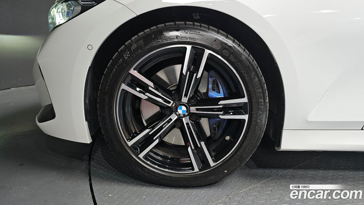 BMW 3-Series 2025