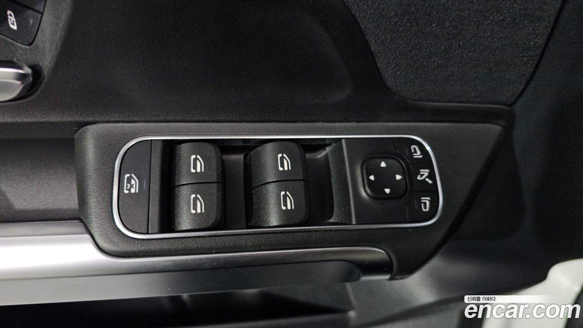 Mercedes-Benz GLB-Class 2022