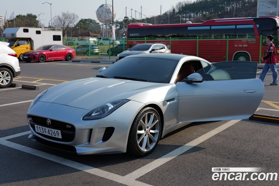 Jaguar F-TYPE 2017
