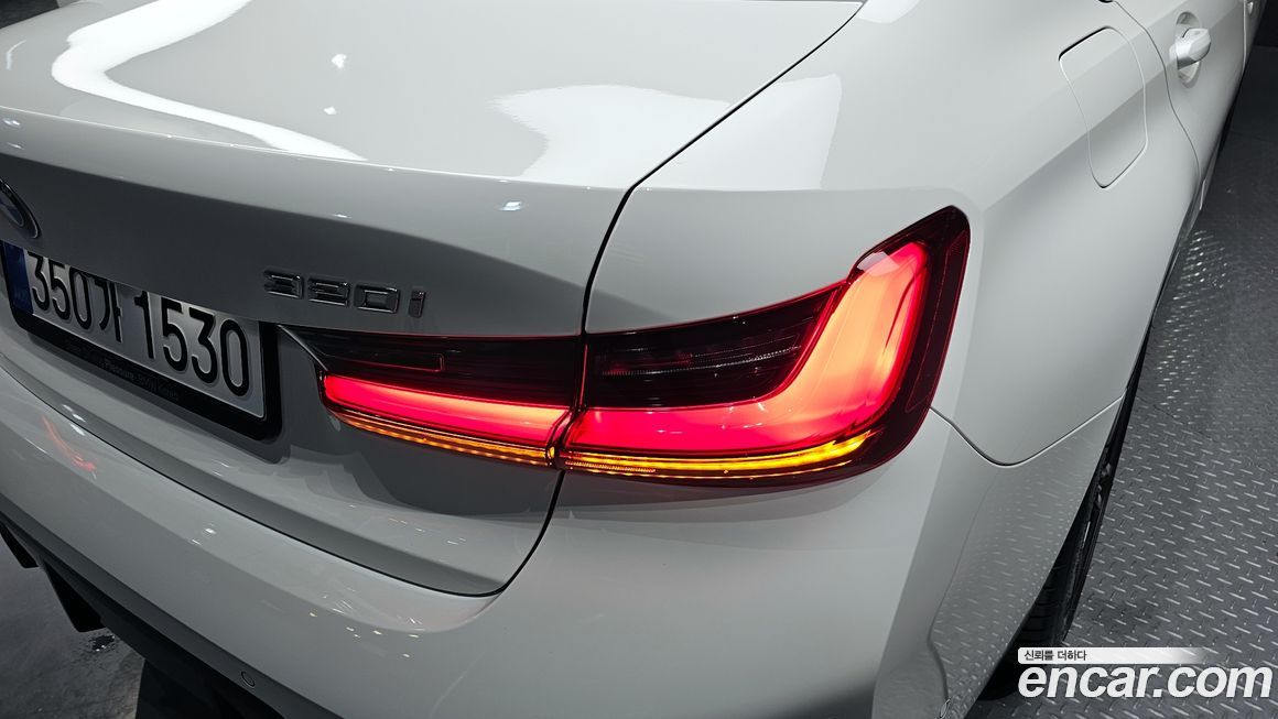 BMW 3-Series 2025