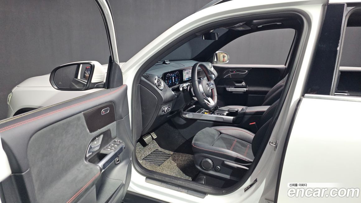 Mercedes-Benz GLB-Class 2022