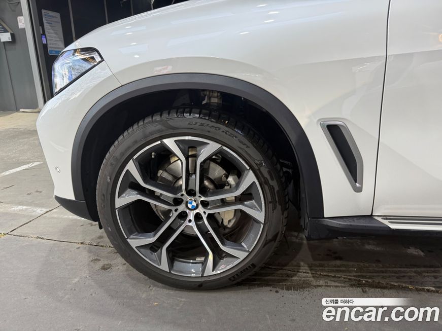 BMW X5 2023
