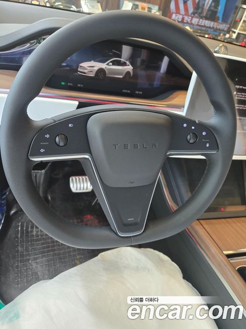 Tesla Model X 2026