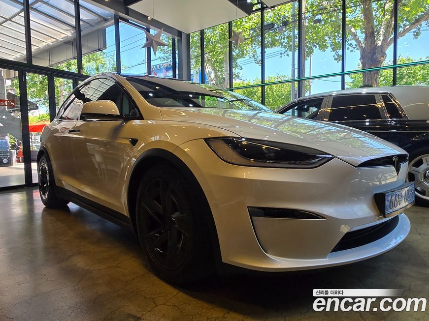 Tesla Model X 2026