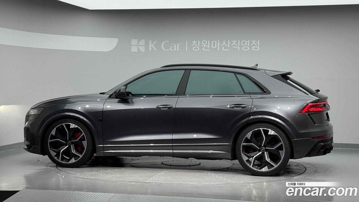 Audi RSQ8 2022