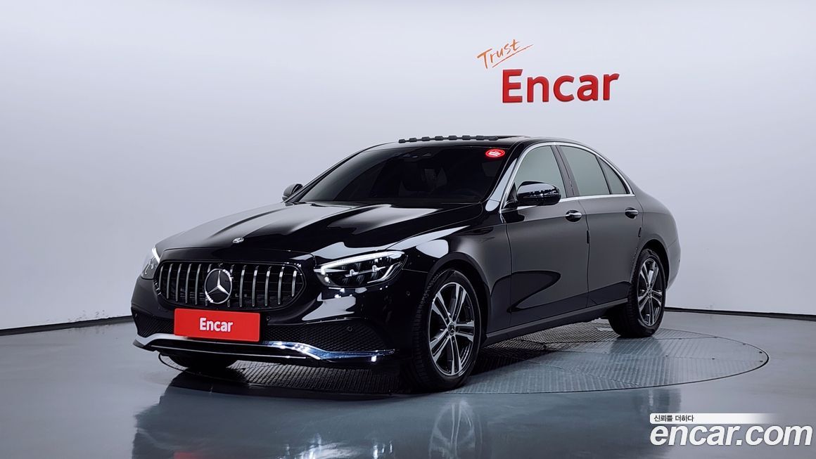 Mercedes-Benz E-Class 2023