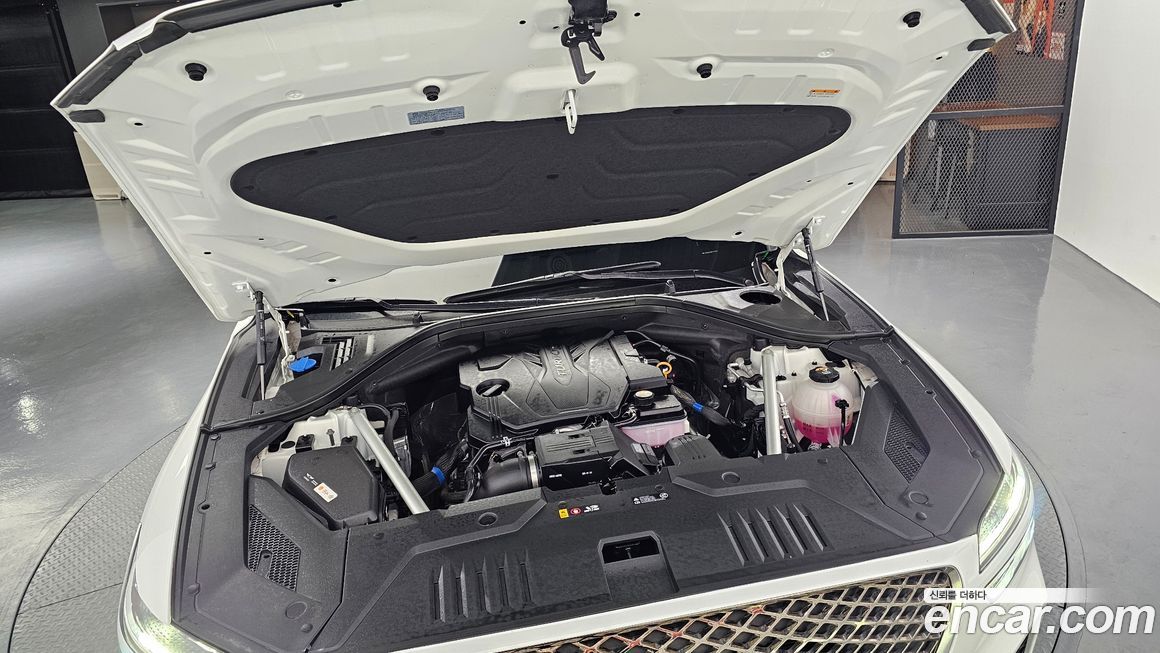 Genesis GV70 2024
