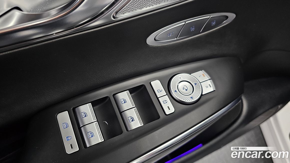 Genesis GV70 2024