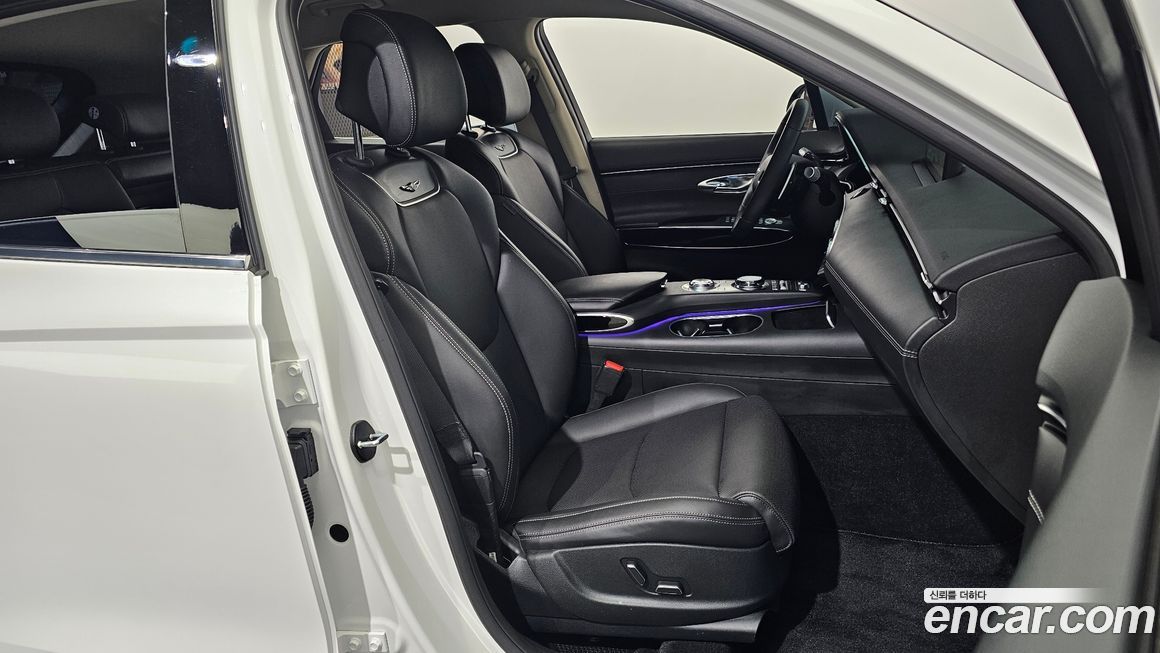 Genesis GV70 2024