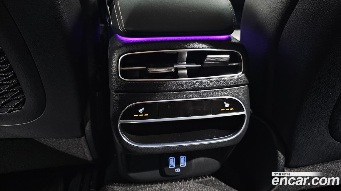 Genesis GV70 2024