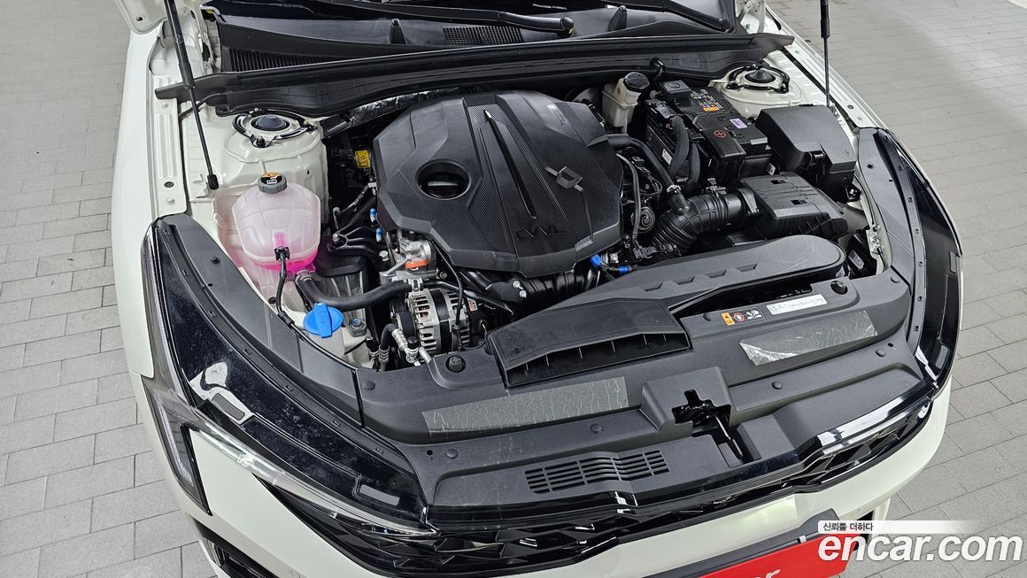 Kia K5 2025