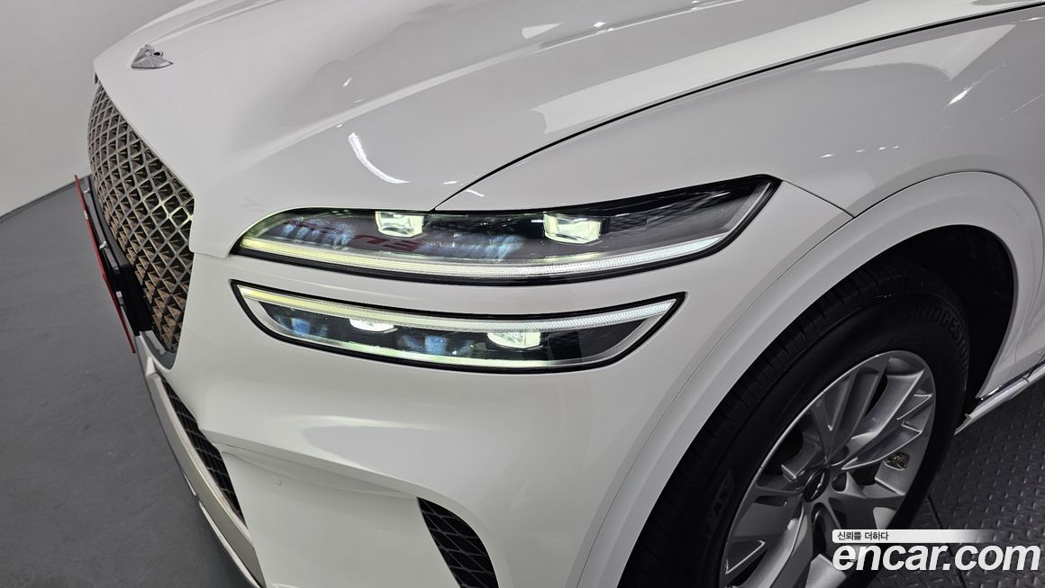 Genesis GV70 2024