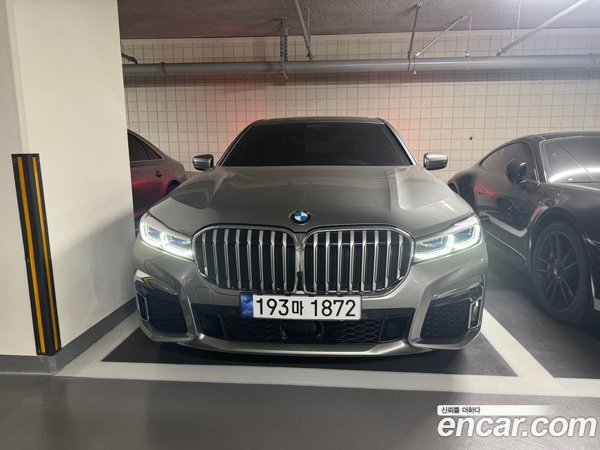 BMW 7-Series 2021