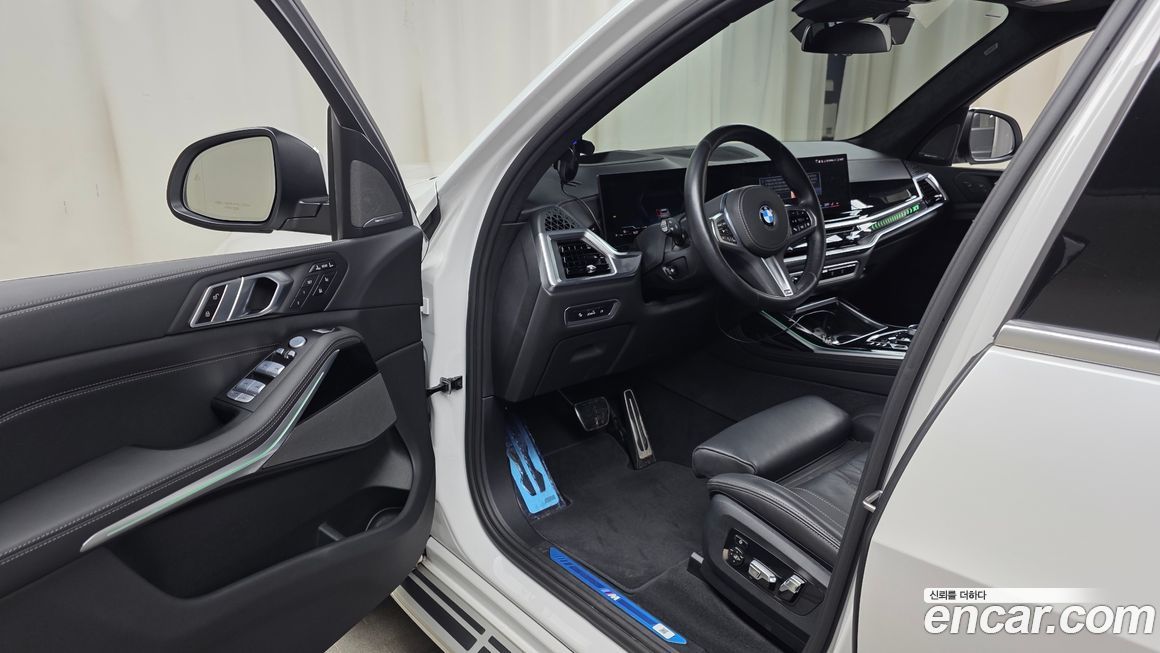 BMW X7 2024