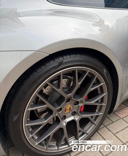 Porsche 911 2020
