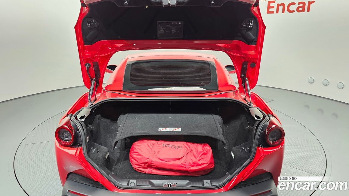Ferrari Portofino 2020
