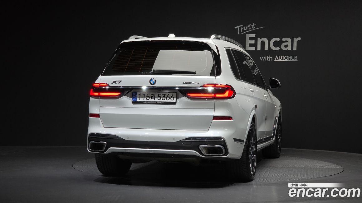 BMW X7 2024