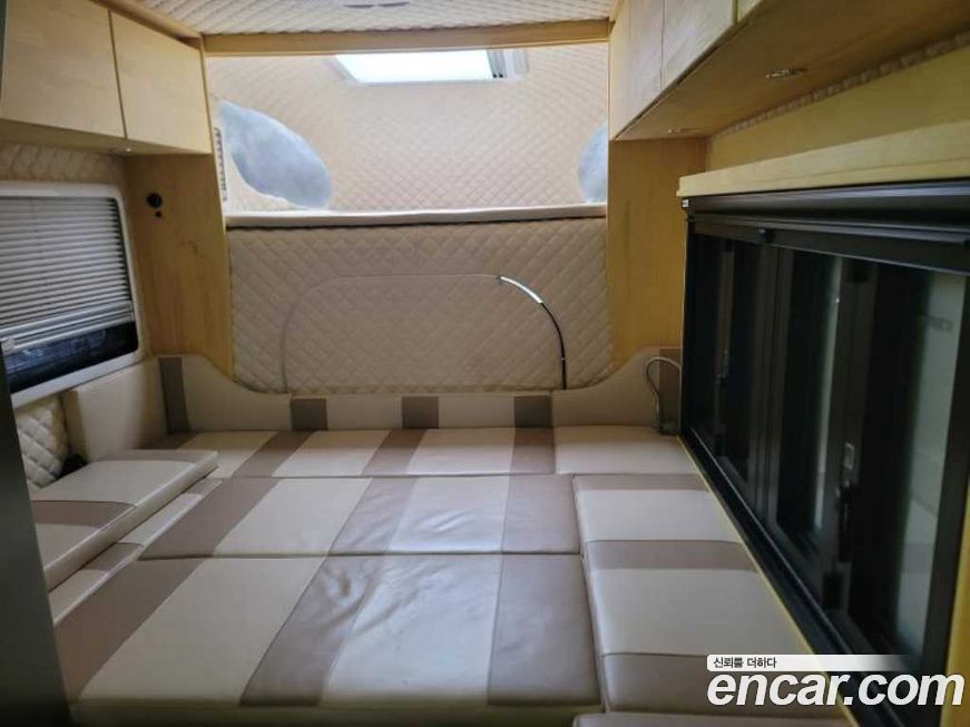 Hyundai Starex 2021