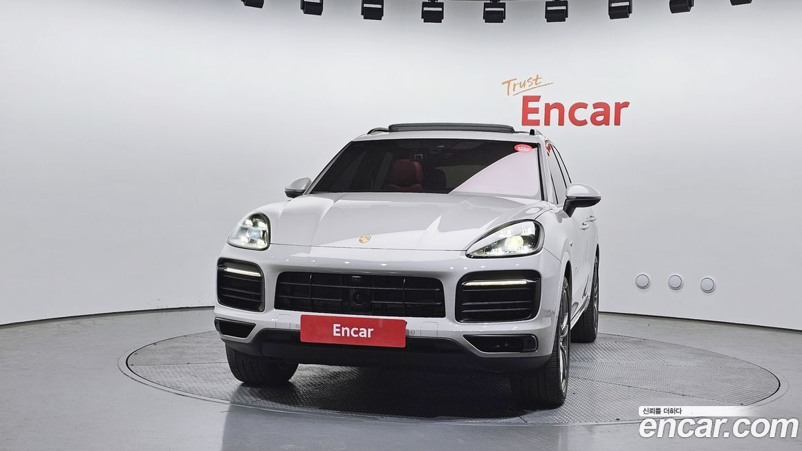 Porsche Cayenne 2023