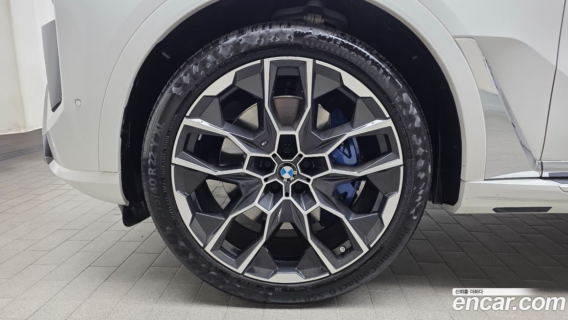 BMW X7 2024