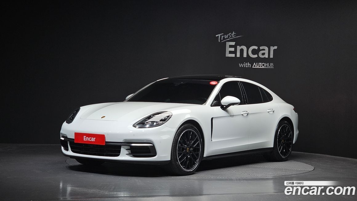 Porsche Panamera 2020