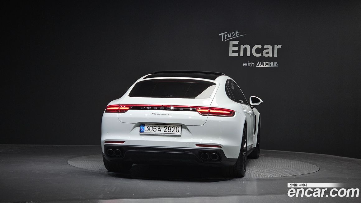 Porsche Panamera 2020