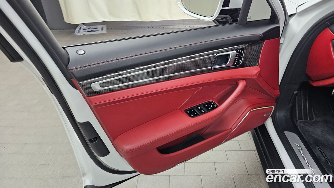 Porsche Panamera 2020
