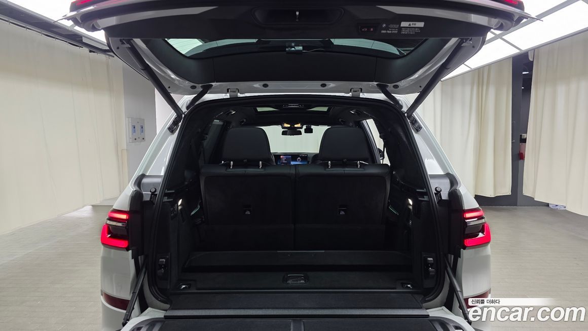 BMW X7 2024