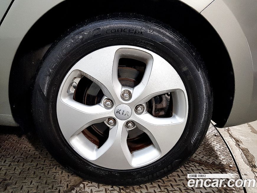 Kia Carens 2014