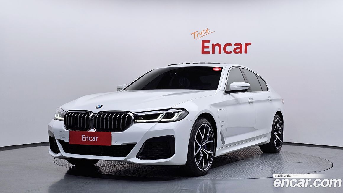 BMW 5-Series 2021