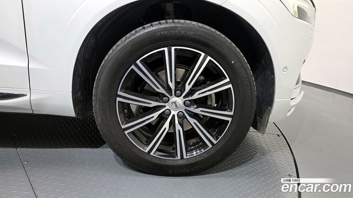 Volvo XC60 2021