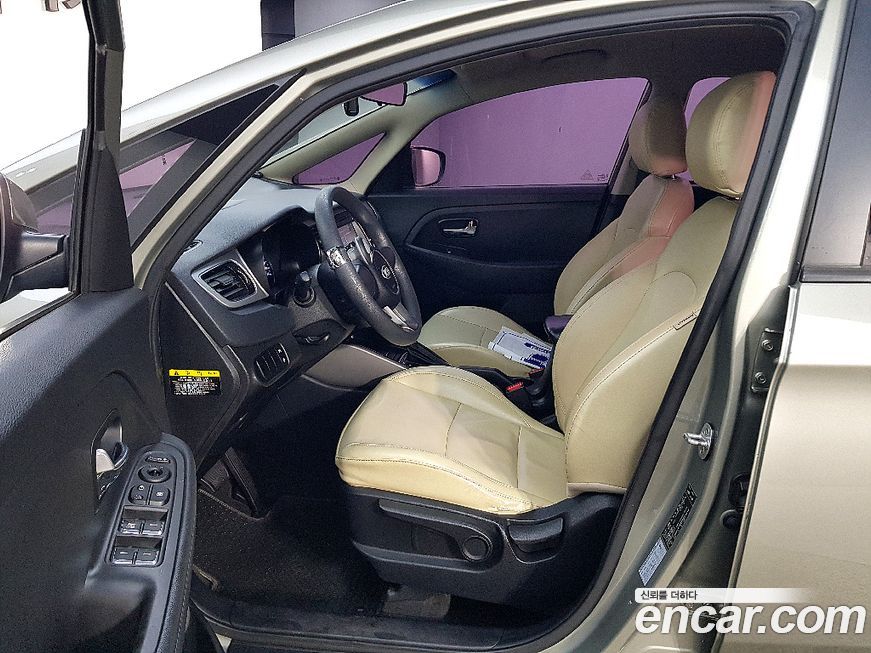 Kia Carens 2014