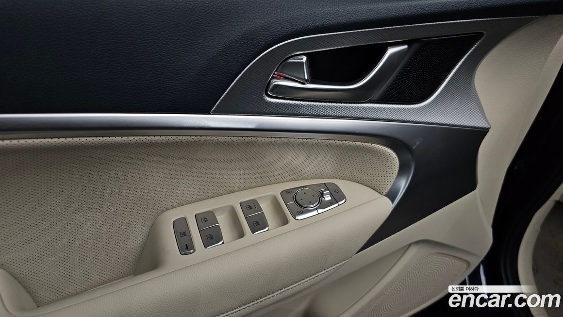 Genesis G70 2025