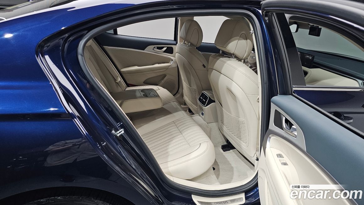 Genesis G70 2025