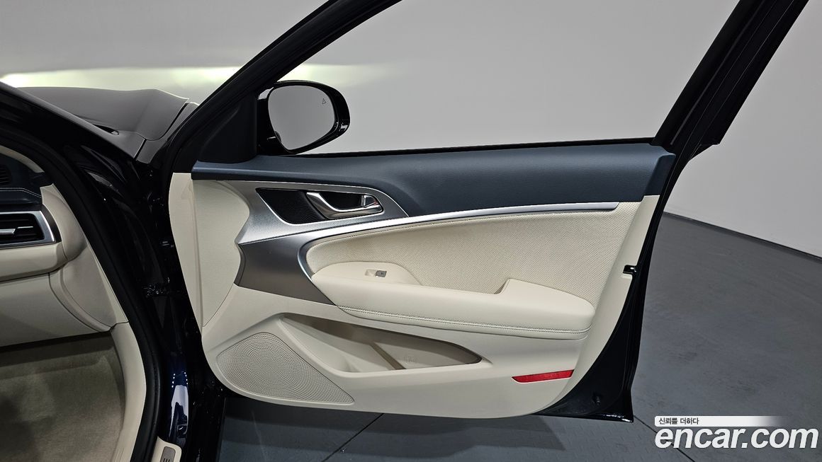 Genesis G70 2025