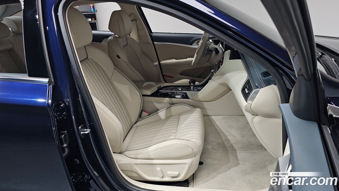 Genesis G70 2025