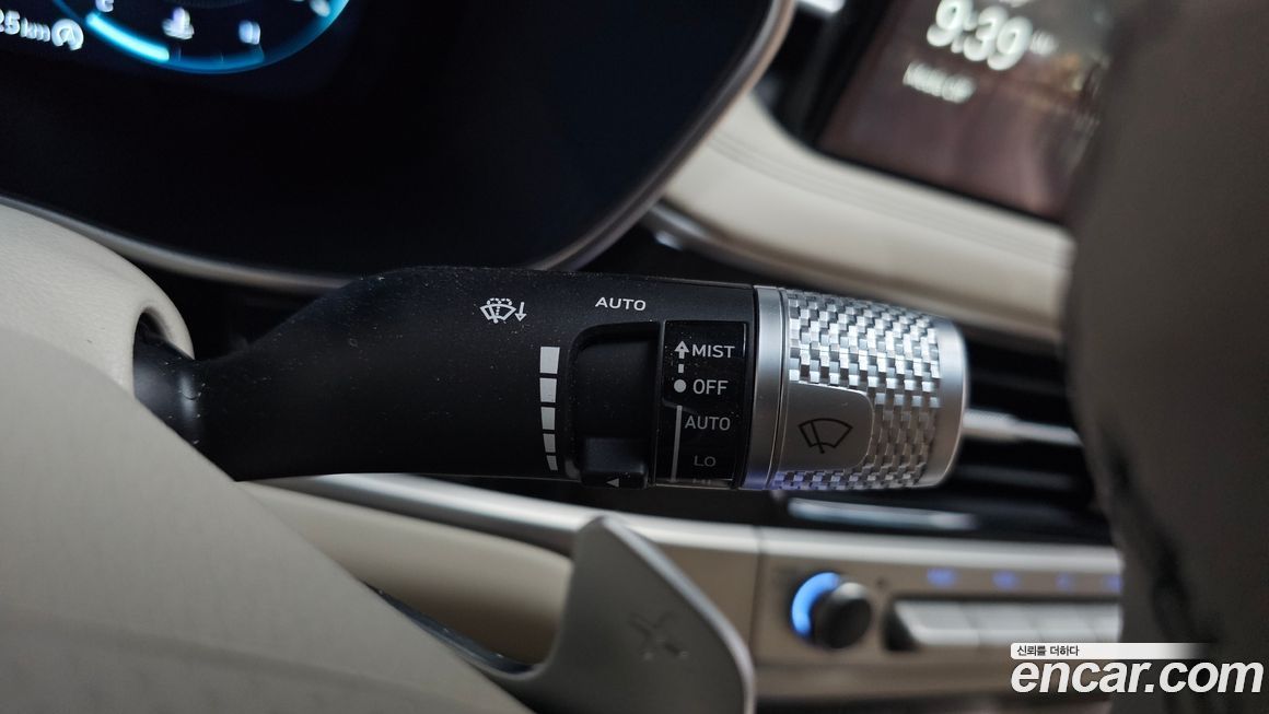 Genesis G70 2025