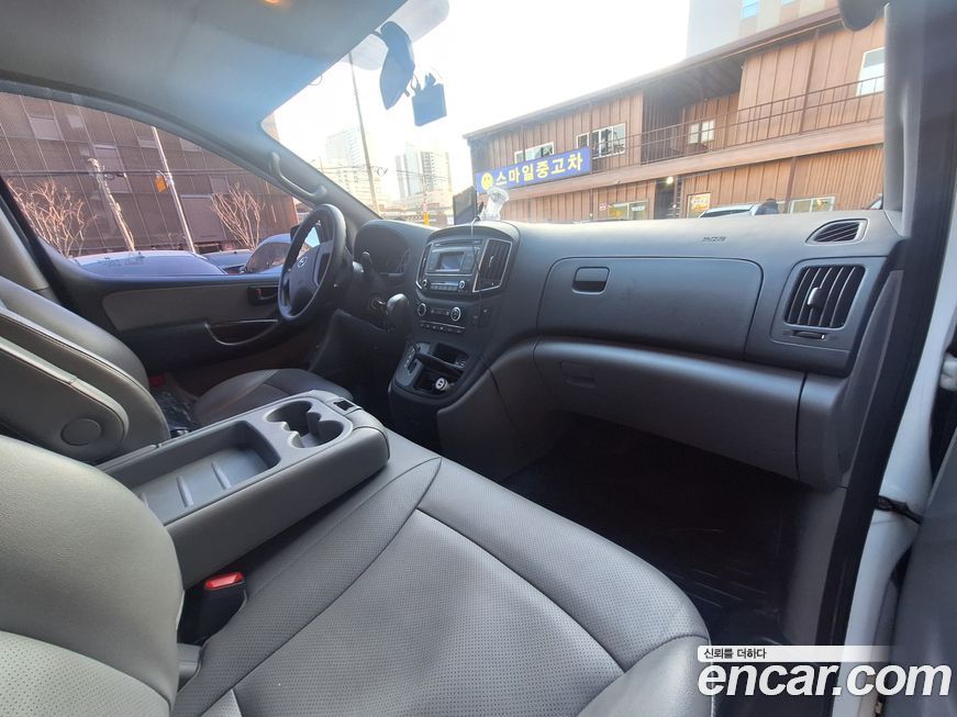 Hyundai Starex 2017