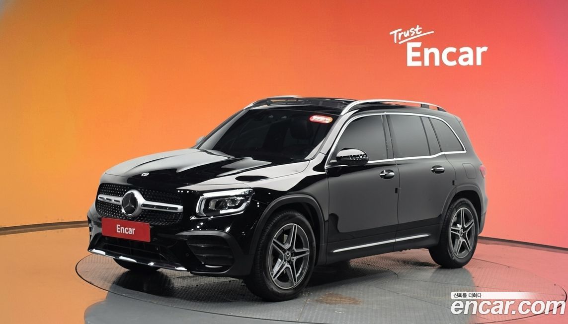 Mercedes-Benz GLB-Class 2023