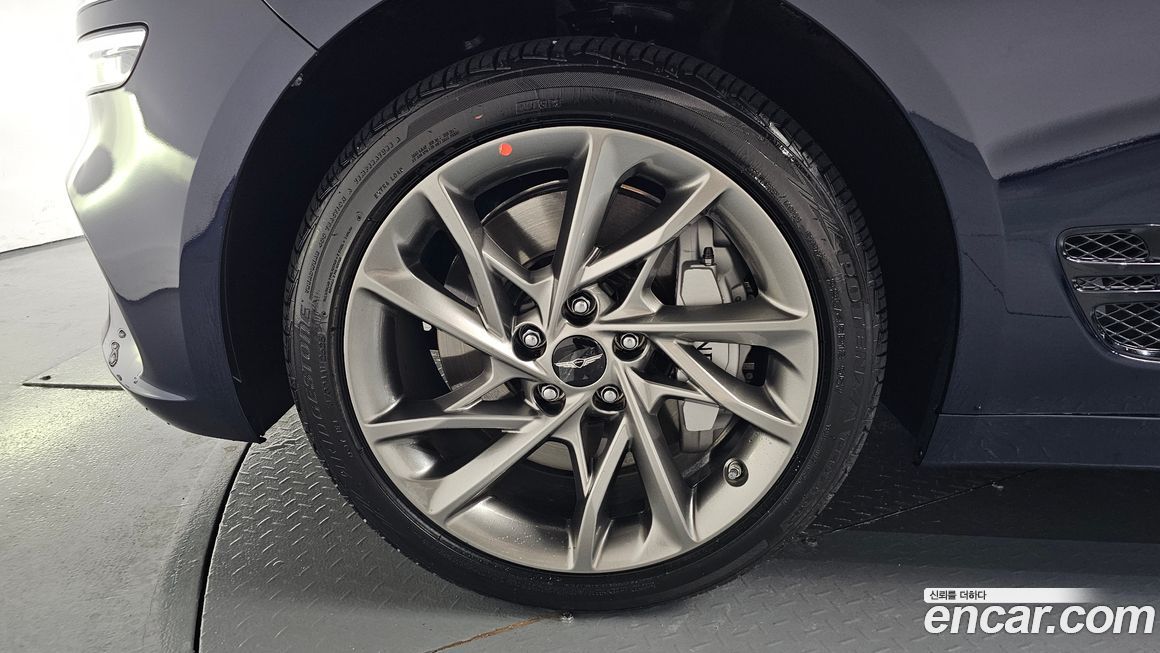 Genesis G70 2025
