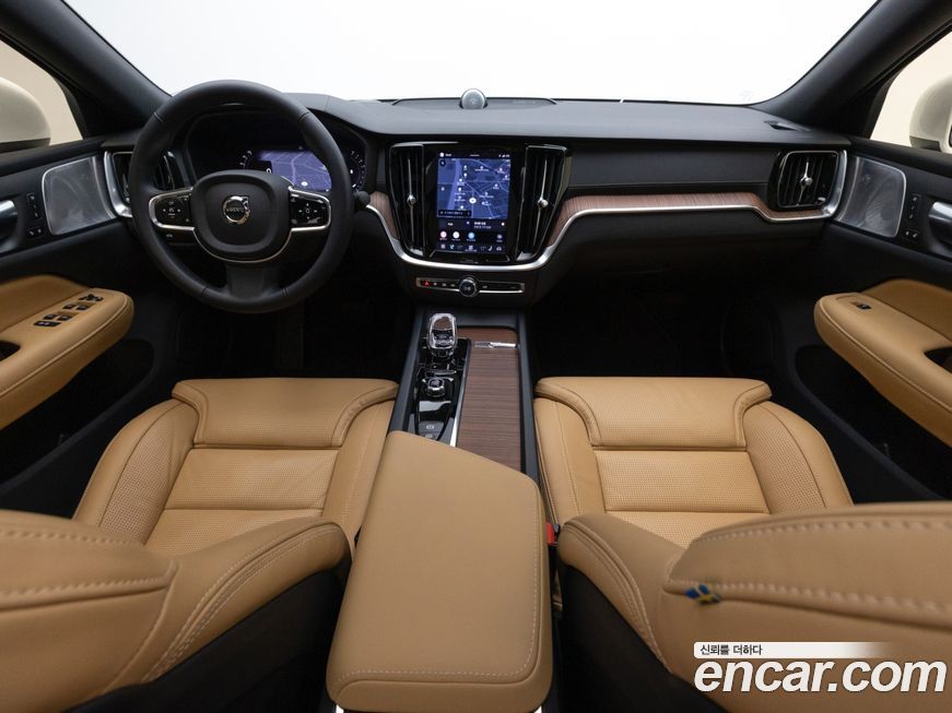 Volvo S60 2024