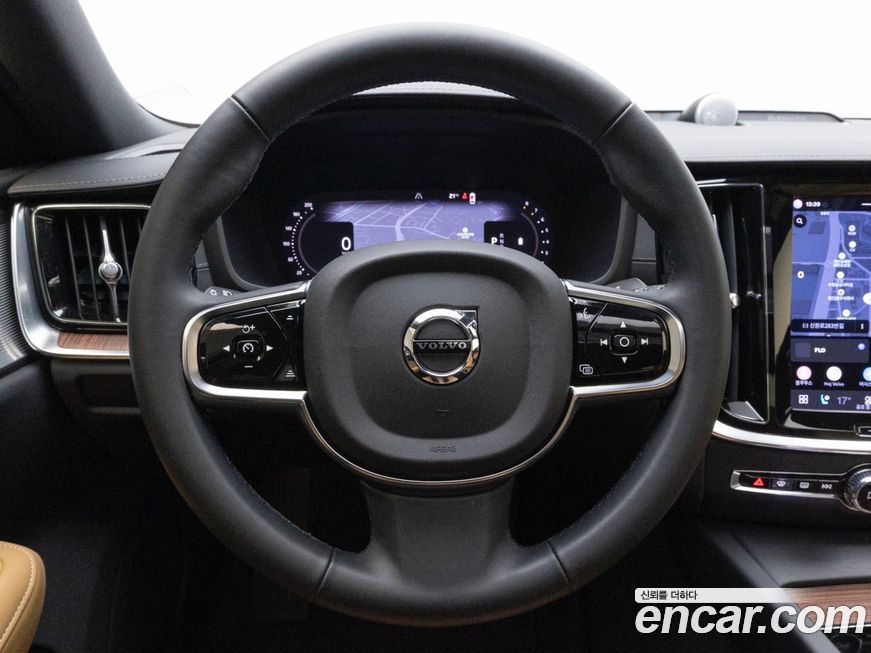 Volvo S60 2024
