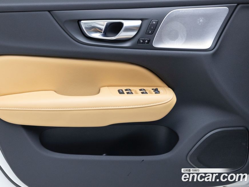 Volvo S60 2024