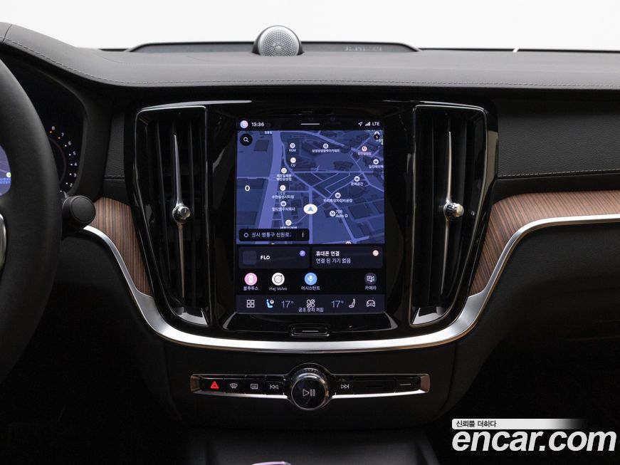 Volvo S60 2024