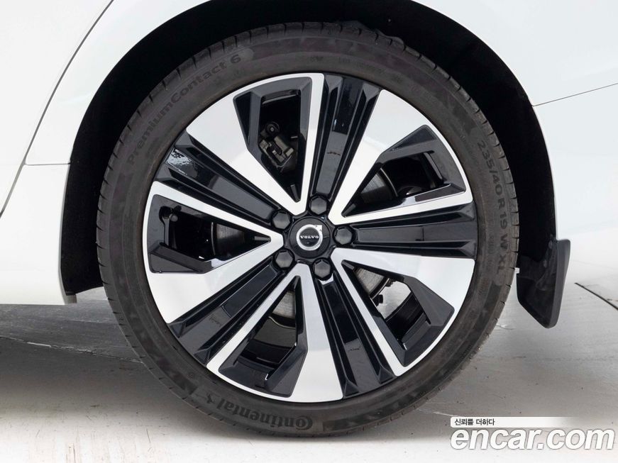 Volvo S60 2024