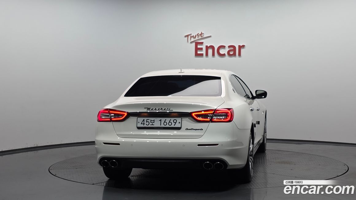 Maserati Quattroporte 2019